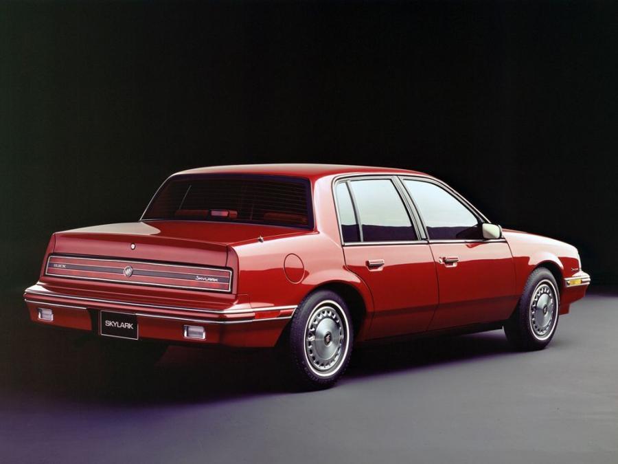  Buick Skylark 1988 года  (фото 4 из 6)